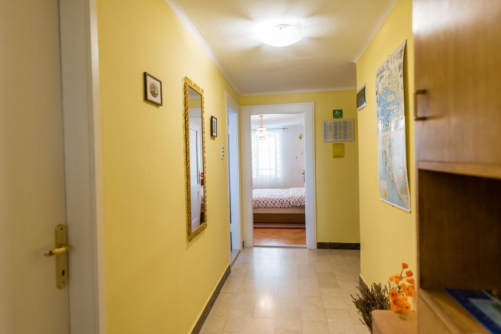 Ferienwohnung Oko Split Exterior foto